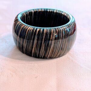 VTG 1970s Chunky Lucite Acrylic Bangle Bracelet Gold Black Silver Stripe Rare